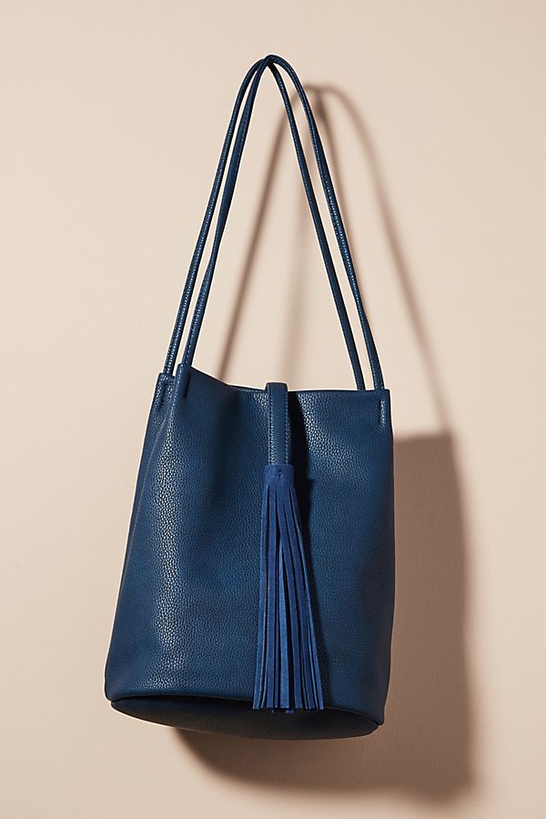 Slide View: 1: Tassel Tote Bag