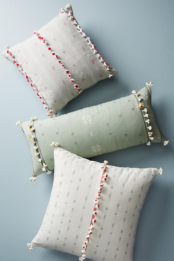 Slide View: 4: Woven Araya Pillow