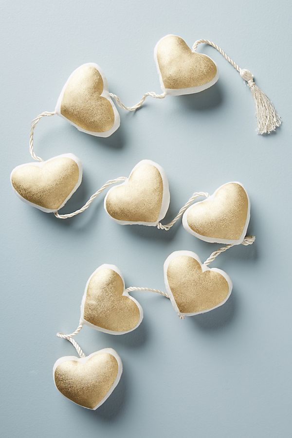 Slide View: 1: Heart Garland