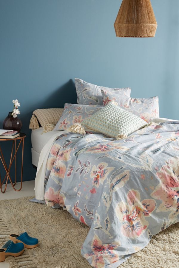 49 Luxurious Comforter Sets To Turn Your Bedroom Into A Private