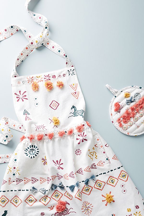 Slide View: 3: Embellished Farra Pot Holder