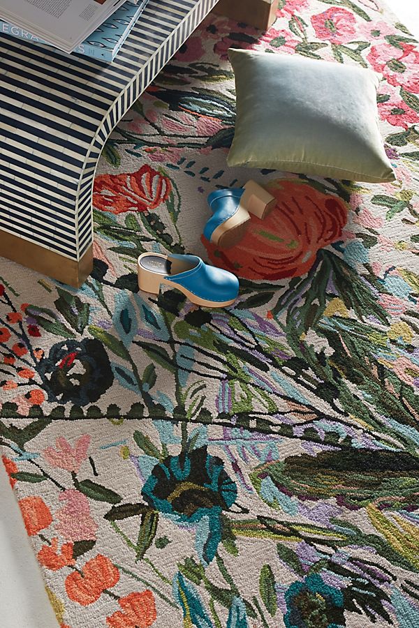 Slide View: 2: Tufted Wild Bloom Rug