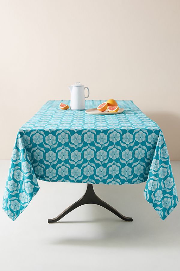 Slide View: 1: Charlotte Tablecloth