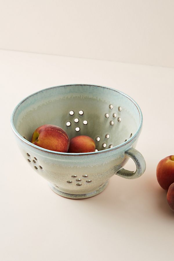 Slide View: 1: Misty Colander