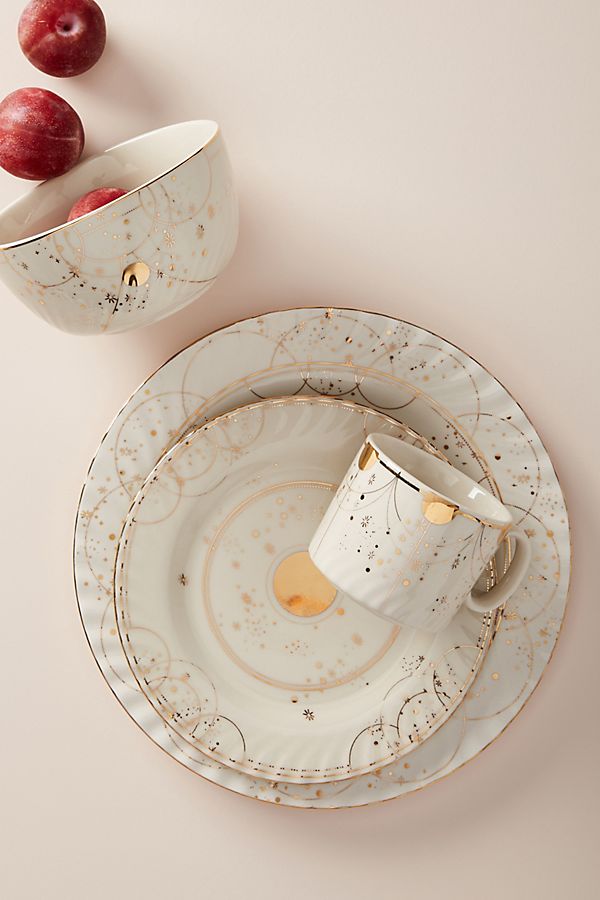 Slide View: 1: Celine Dinner Plates, Set of 4