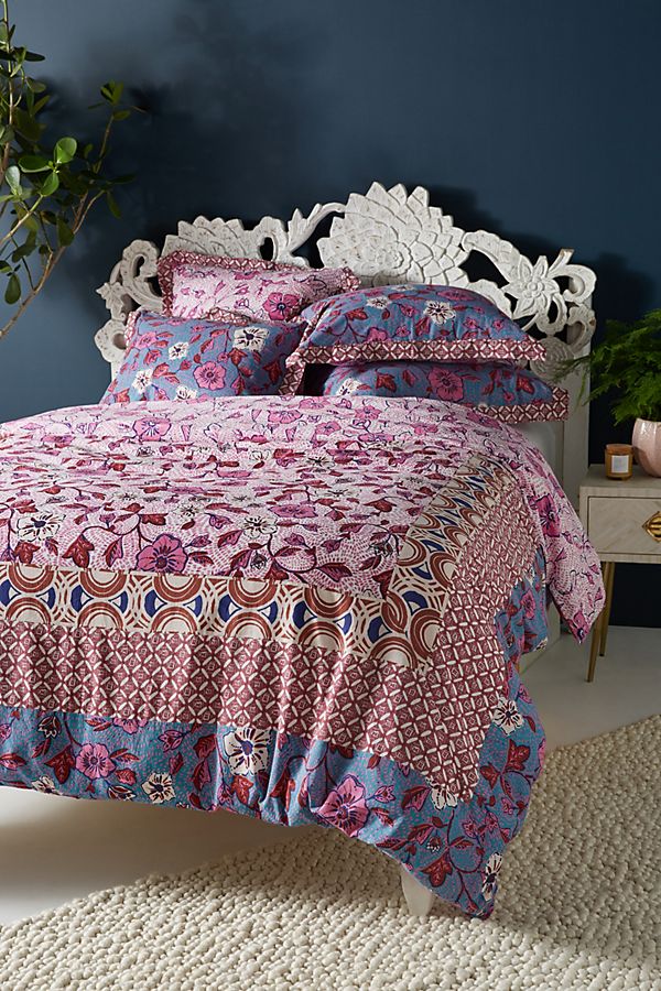 Slide View: 1: Zola Duvet Cover