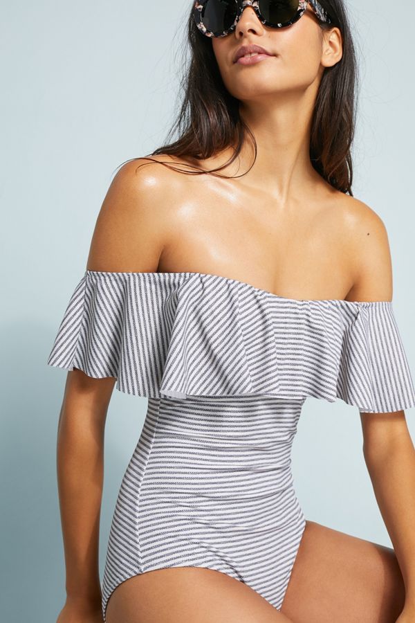  Off-The-Shoulder One-Piece Swimsuit 