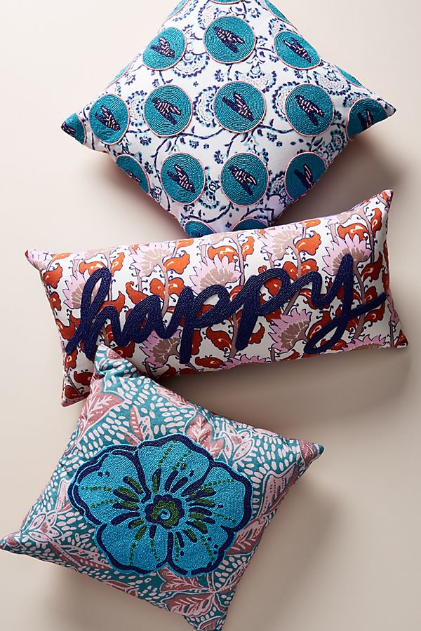 Slide View: 4: Devann Pillow