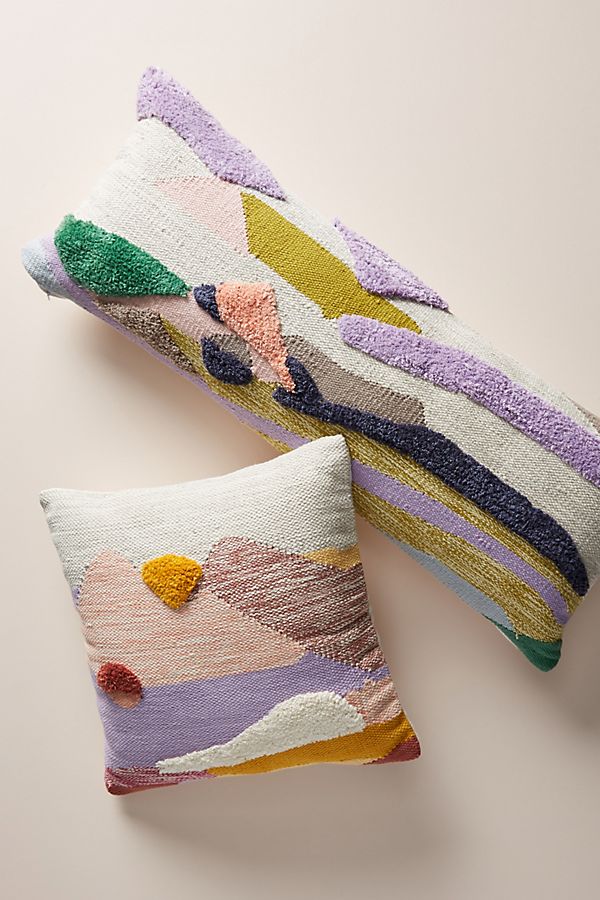 Slide View: 4: Mairava Pillow