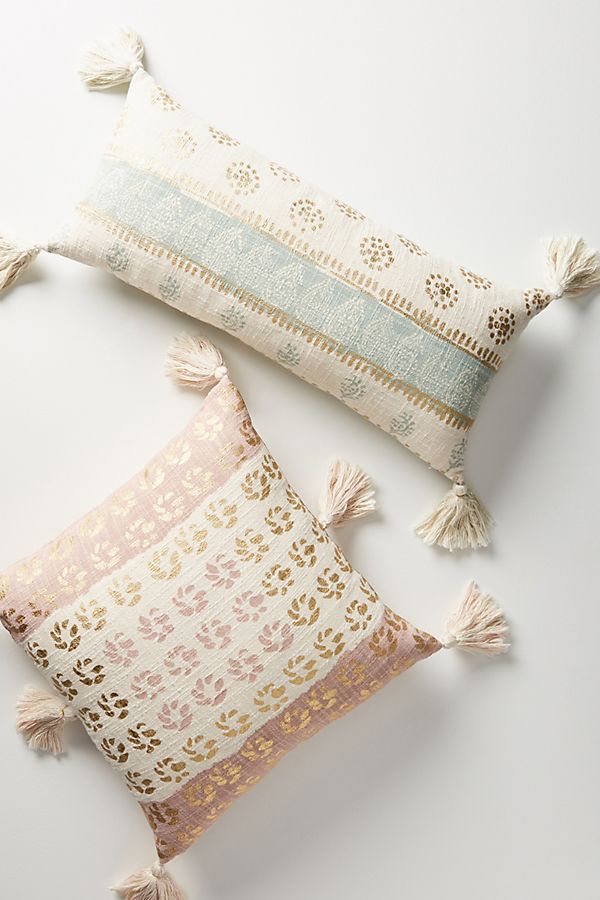Slide View: 4: Tasseled Constance Pillow