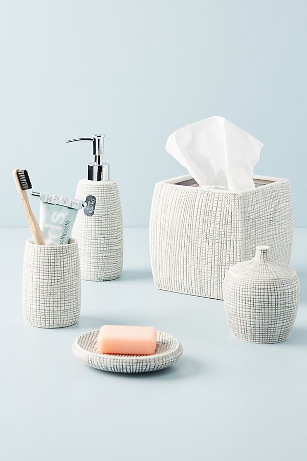 Slide View: 1: Raffia Bath Collection