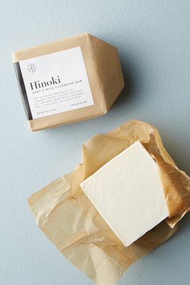 te+te Hinoki Goat's Milk Cleansing Bar