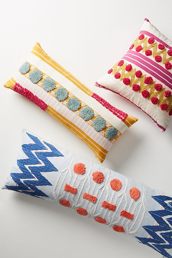 Slide View: 4: Serina Pillow