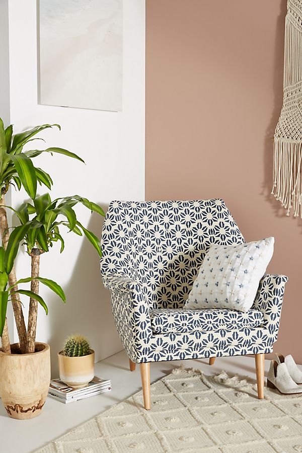Slide View: 1: Shellflower Rivona Chair