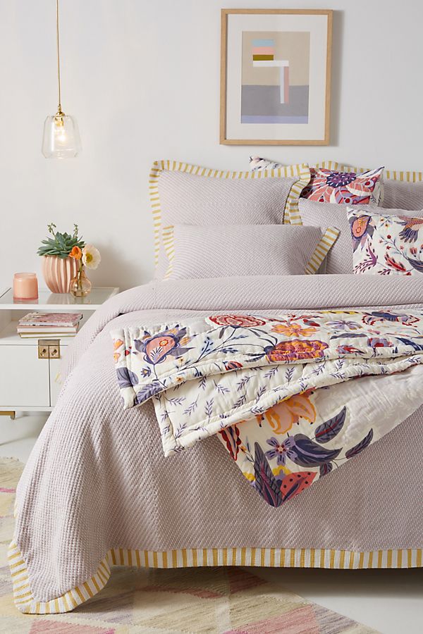 Slide View: 1: Woven Andree Duvet Cover