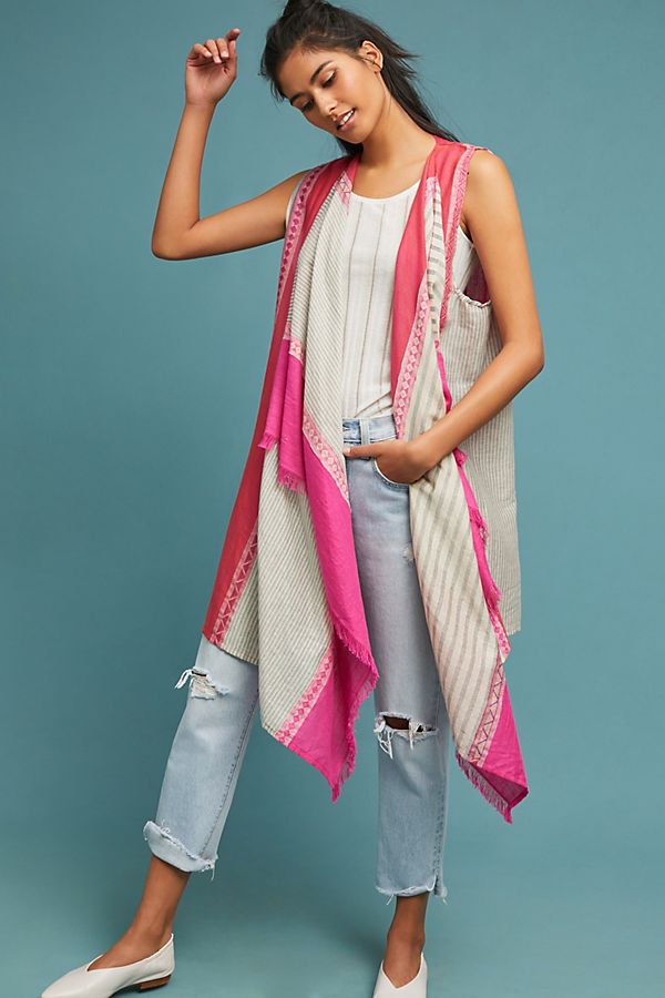 Slide View: 1: Mixed Graphic Vest