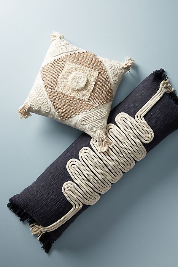 Slide View: 1: Textured Naylei Pillow