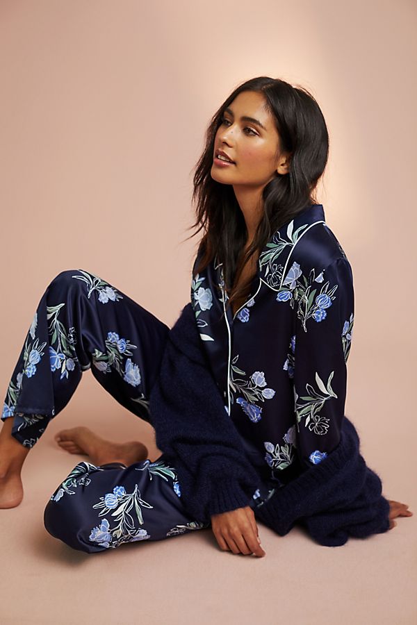 Slide View: 1: Splendid Evening Floral Sleep Set