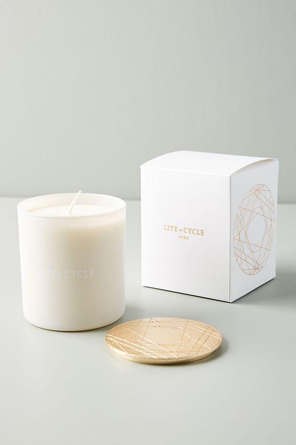 Slide View: 1: LITE+CYCLE Essential Oil Candle