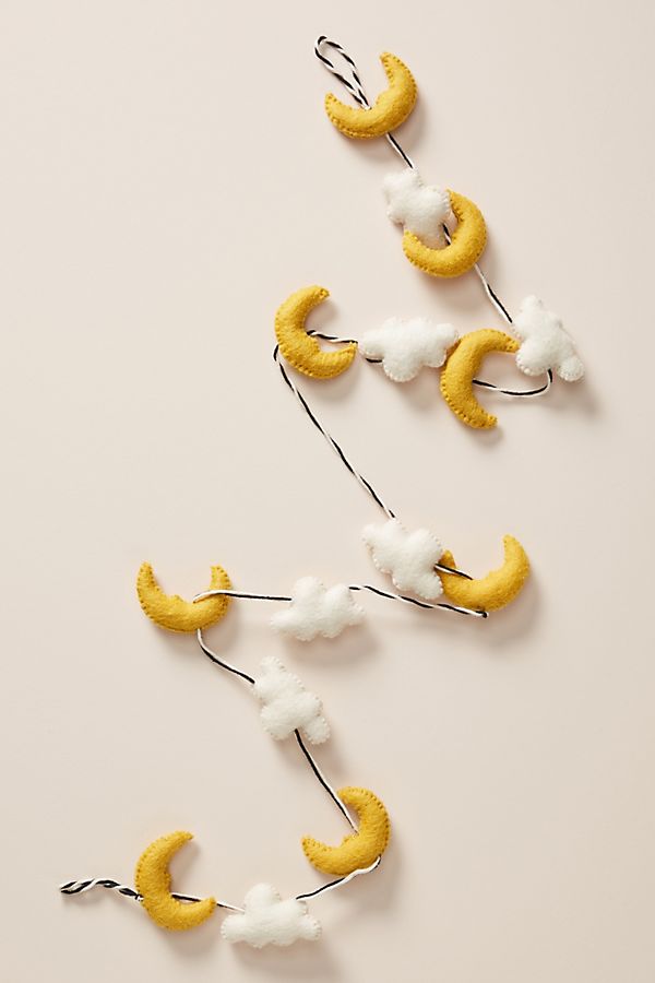 Slide View: 1: Moonlit Garland