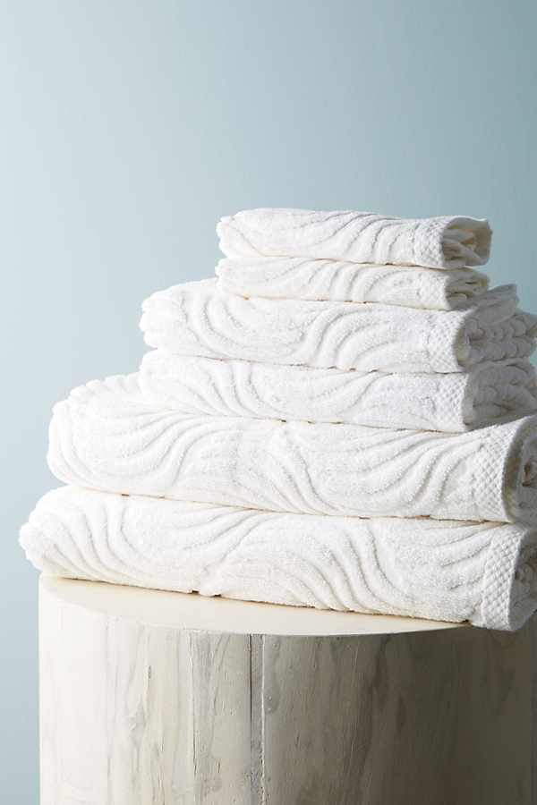 Slide View: 1: Sunfaded Bathroom Towels, Set of 6