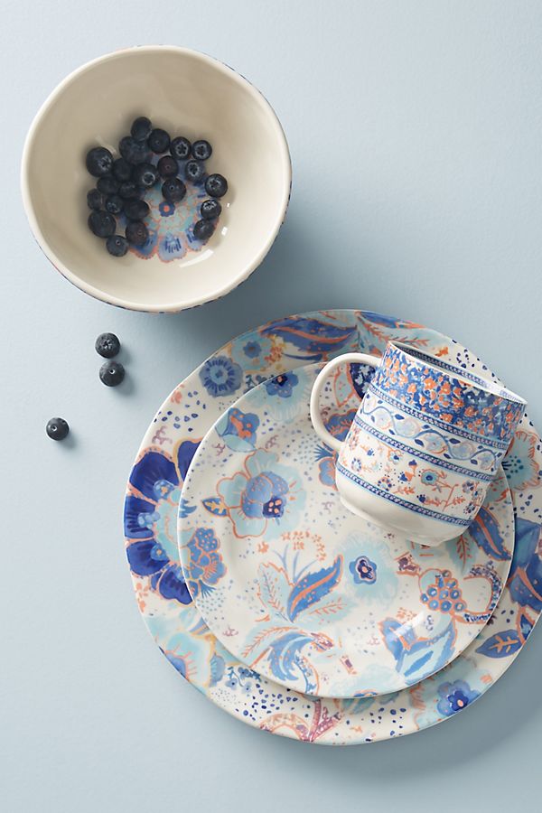 Slide View: 2: Lola Dinner Plates, Set of 4