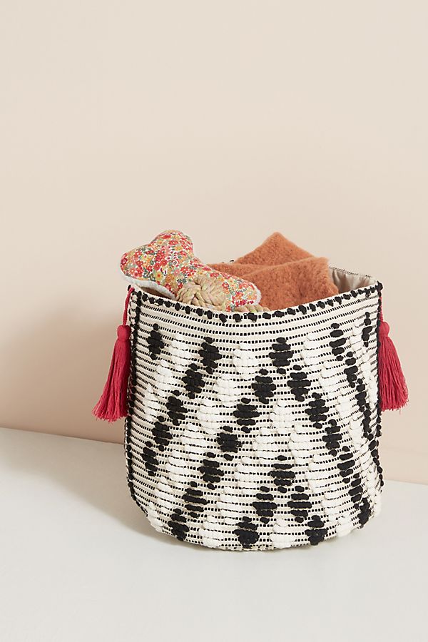 Slide View: 1: Layla Basket