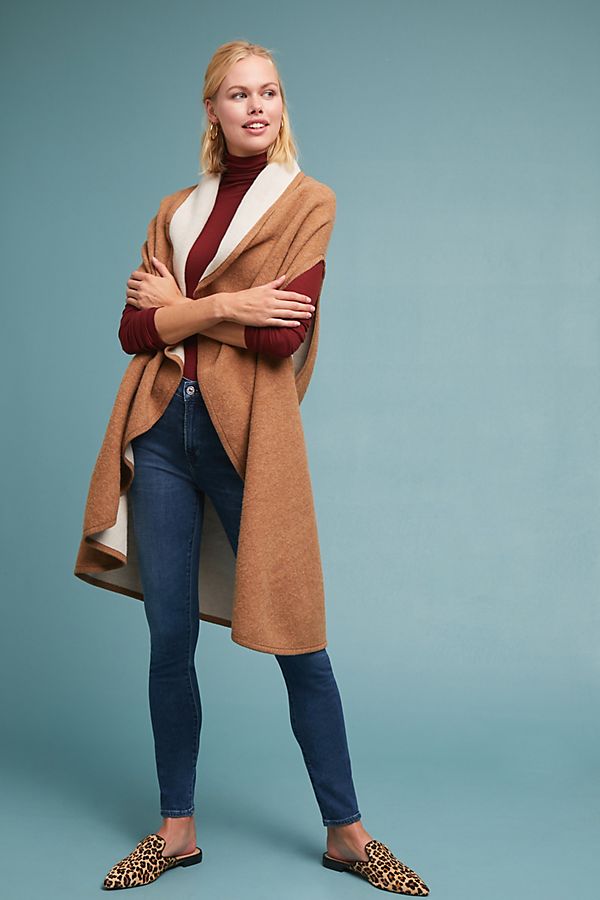 Slide View: 1: Samantha Reversible Vest