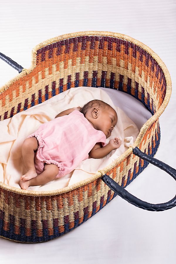 Slide View: 2: Design Dua Signature Bilia Bassinet Bundle