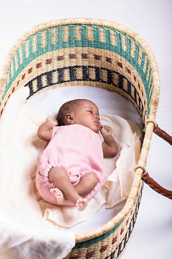Slide View: 3: Design Dua Signature Bilia Bassinet Bundle