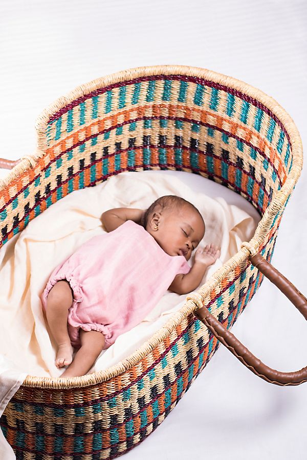 Slide View: 2: Design Dua Signature Bilia Bassinet Bundle