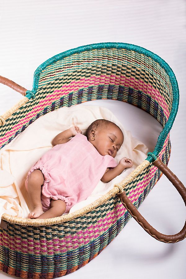 Slide View: 2: Design Dua Signature Bilia Bassinet Bundle
