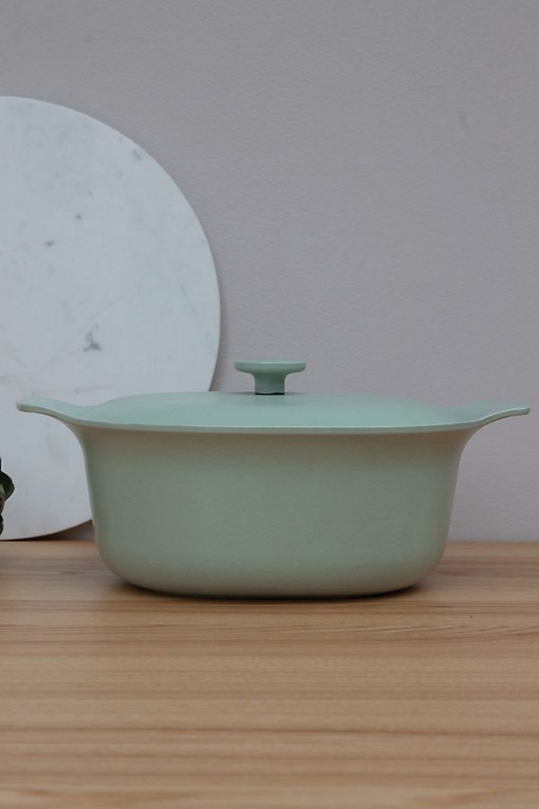 Slide View: 1: BergHOFF Ron Cast Iron Covered Casserole