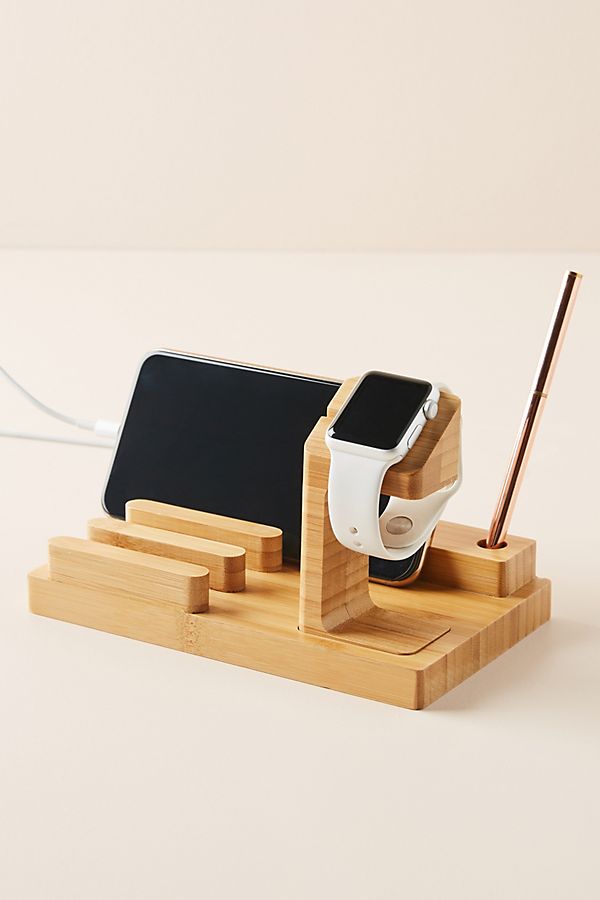 Slide View: 1: Desktop Charging Station