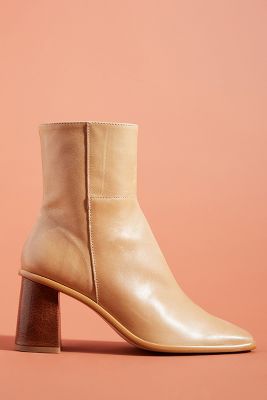 Alohas West Calf Boots In Beige