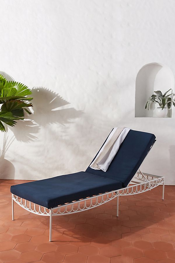 Slide View: 1: Parker Lounge Chair