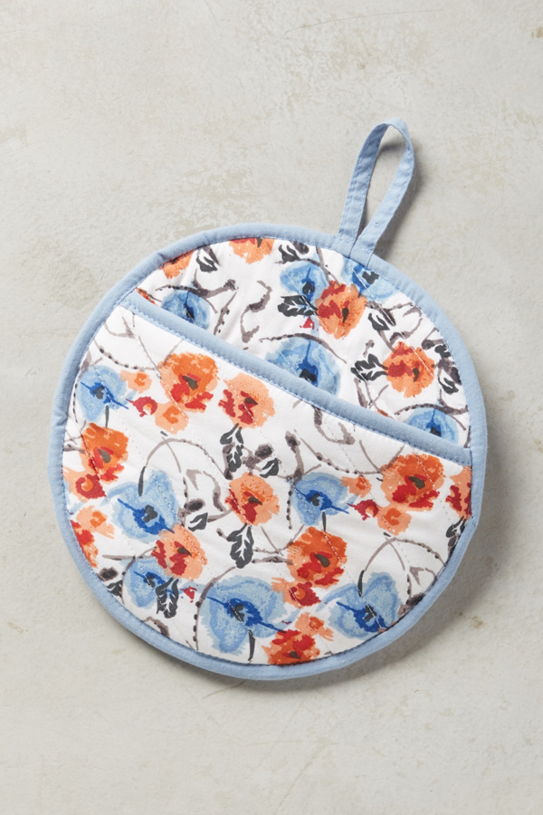 Lucerne Pot Holder