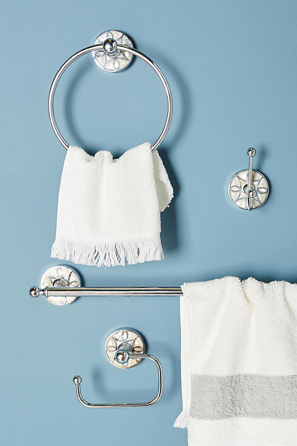 Slide View: 4: Launis Towel Bar