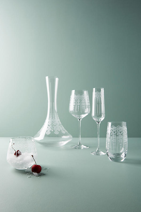 Slide View: 3: Owenna Wine Glass